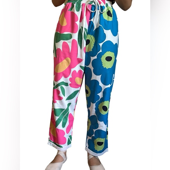 Super Cute Flower Pattern Pants Size M New With Tags - Picture 1 of 8